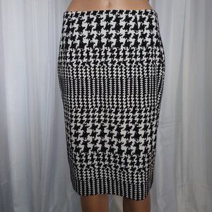 Worthington black and white houndstooth pencil skirt size 4P